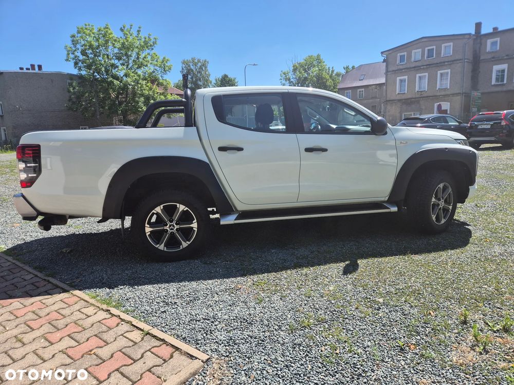 Mitsubishi L200 Pick Up 4x4 S&S Autm Double Cab Plus - 10