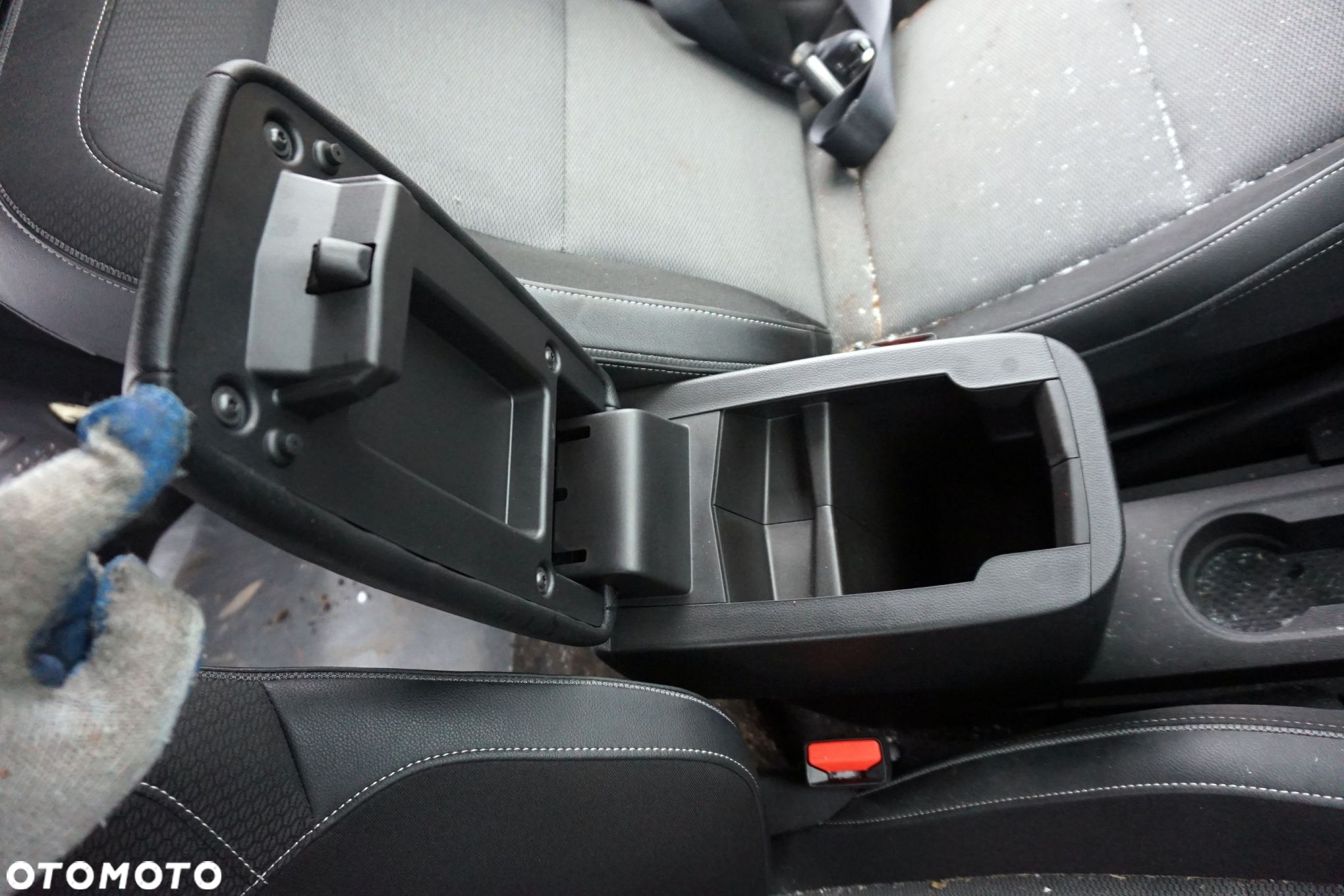 TUNEL ŚRODKOWY PODŁOKIETNIK KANGOO IV  RENAULT 2021- - 3