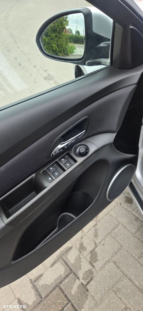 Chevrolet Cruze 1.7TD LT+ - 26