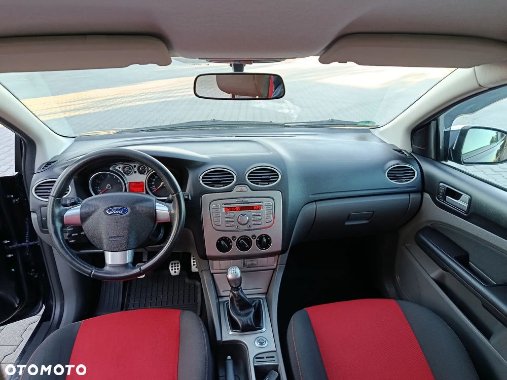 Ford Focus - 8
