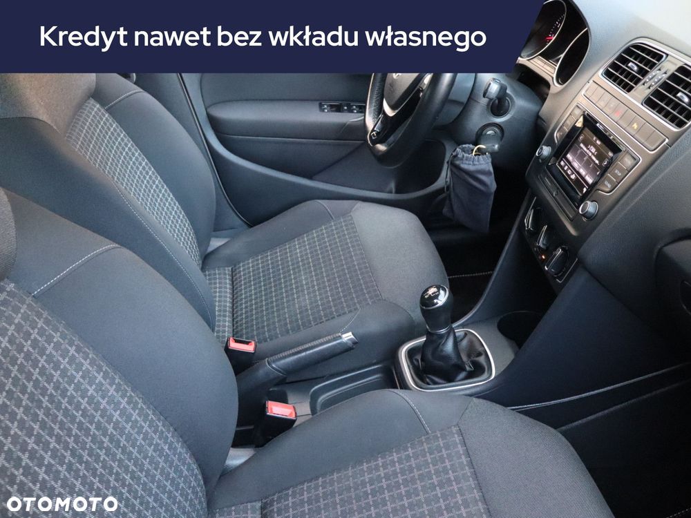 Volkswagen Polo - 11