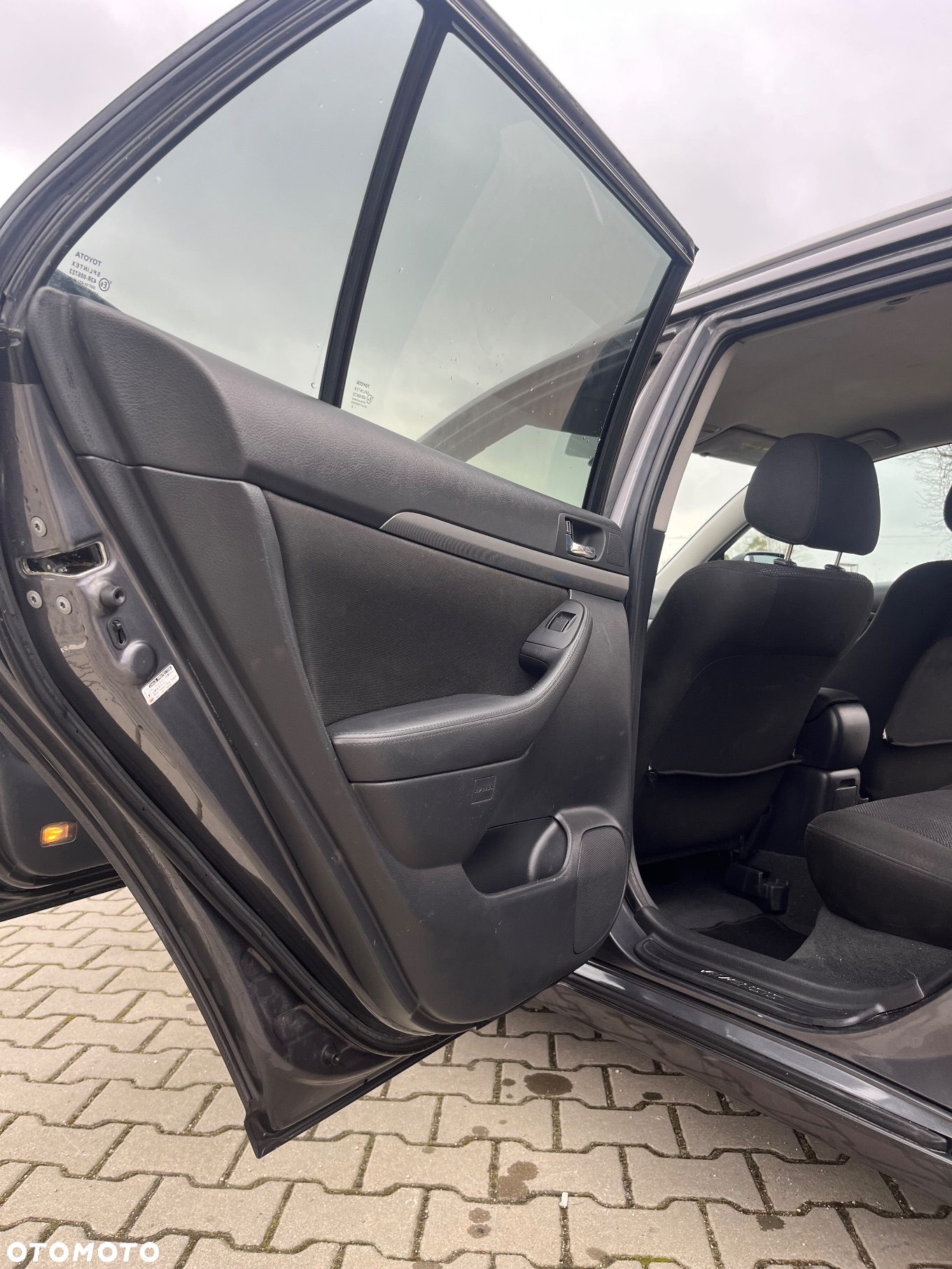 Toyota Avensis - 22
