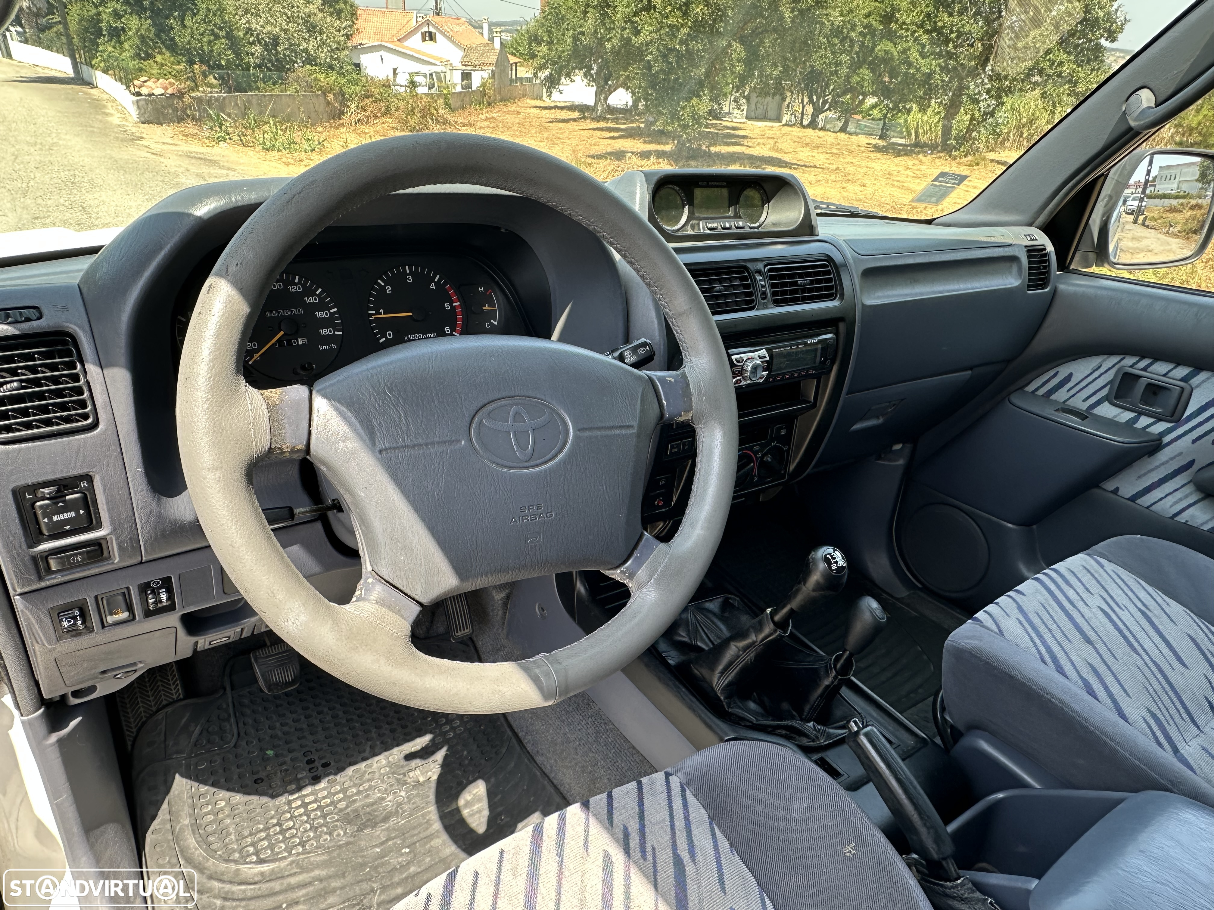 Toyota Land Cruiser 3.0 TD Pack 2 - 9
