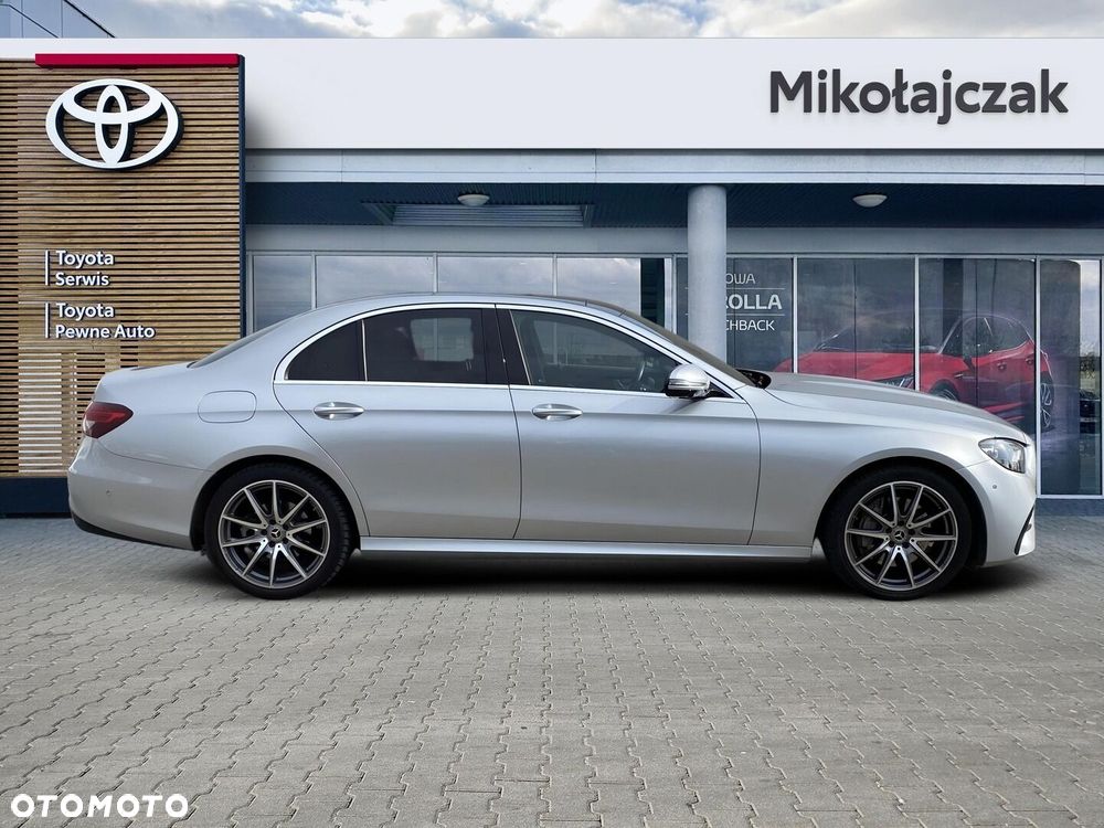 Mercedes-Benz Klasa E - 11