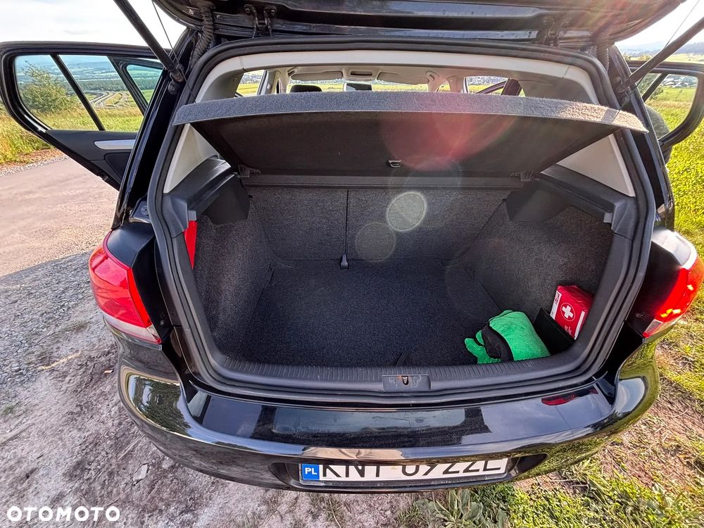 Volkswagen Golf - 14