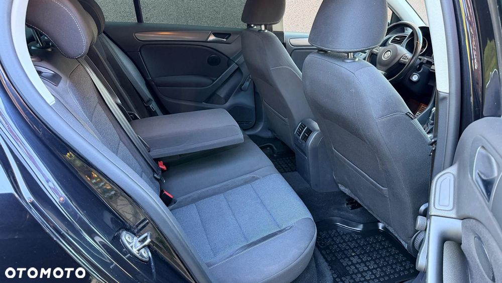 Volkswagen Golf 2.0 TDI Highline DSG - 10