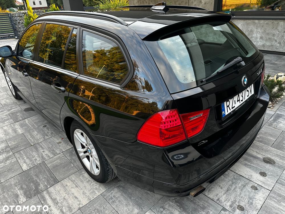 BMW Seria 3 318i - 13