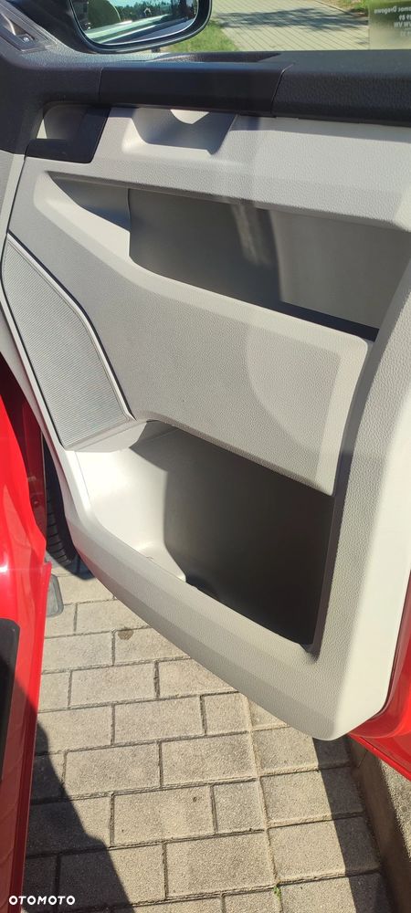 Volkswagen Caravelle 2.0 TDI L1 Trendline - 38