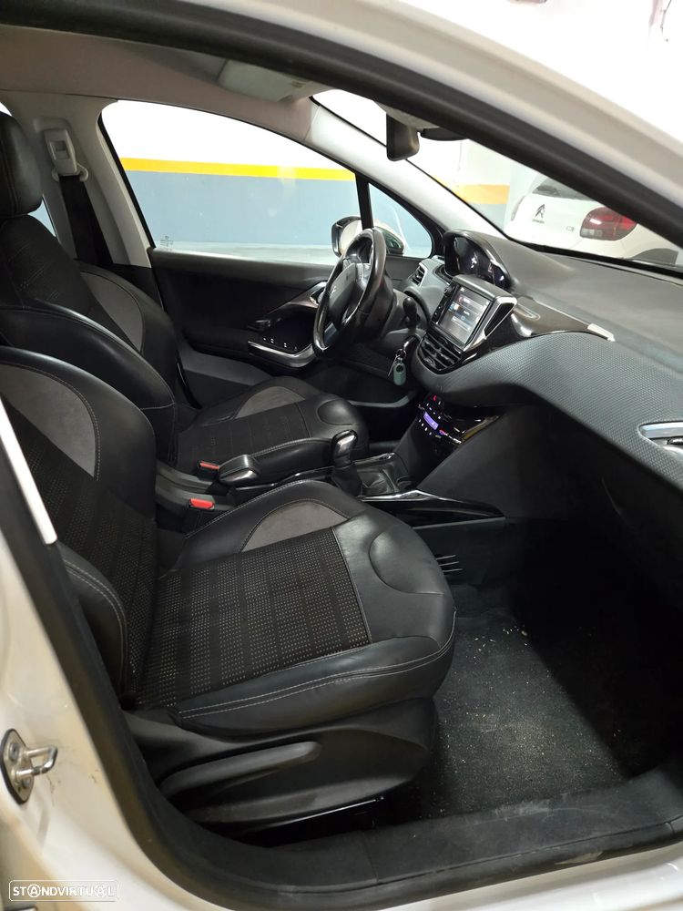 Peugeot 2008 PureTech 110 Stop&Start Allure - 5