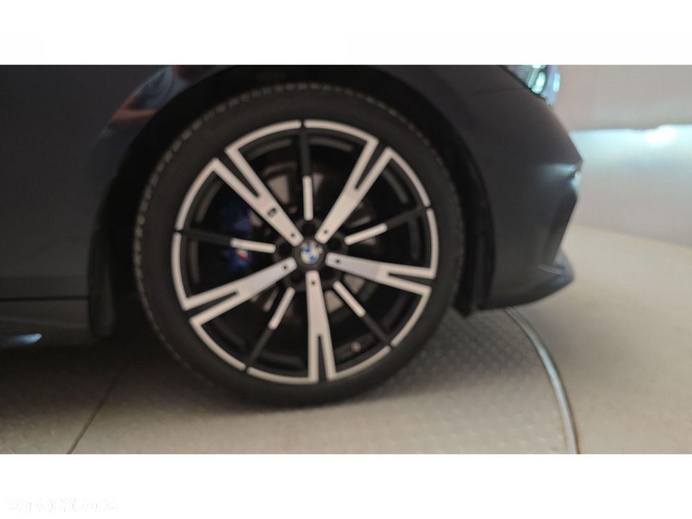 BMW Seria 5 - 25