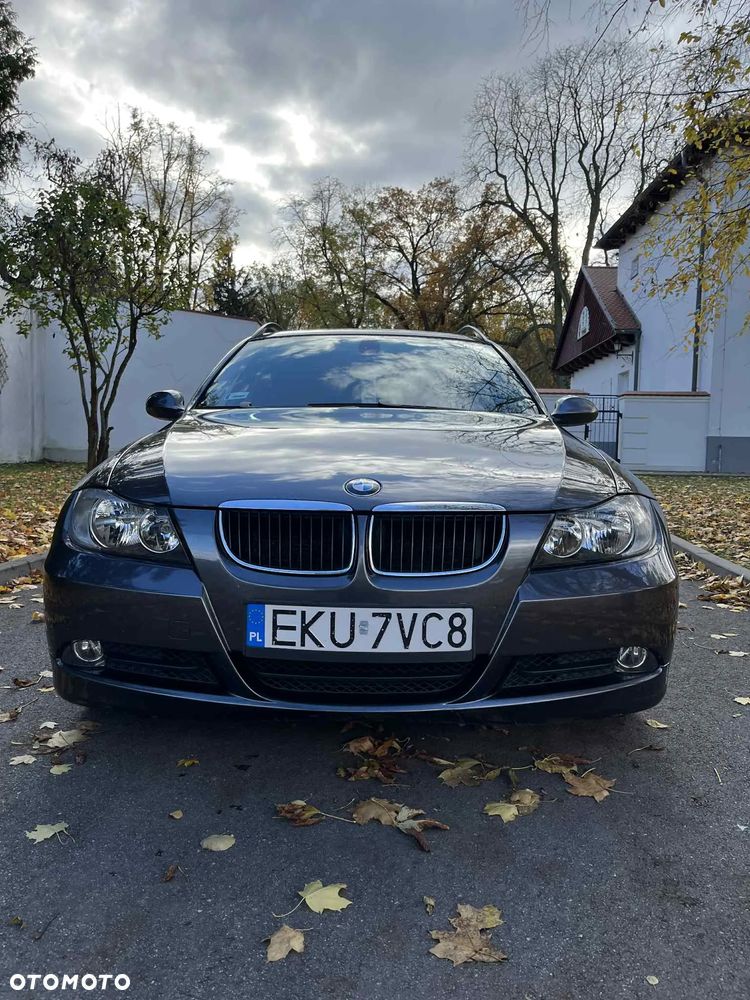 BMW Seria 3 318d - 4