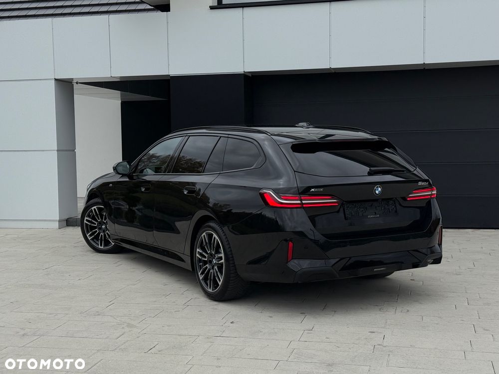 BMW Seria 5 520d - 37