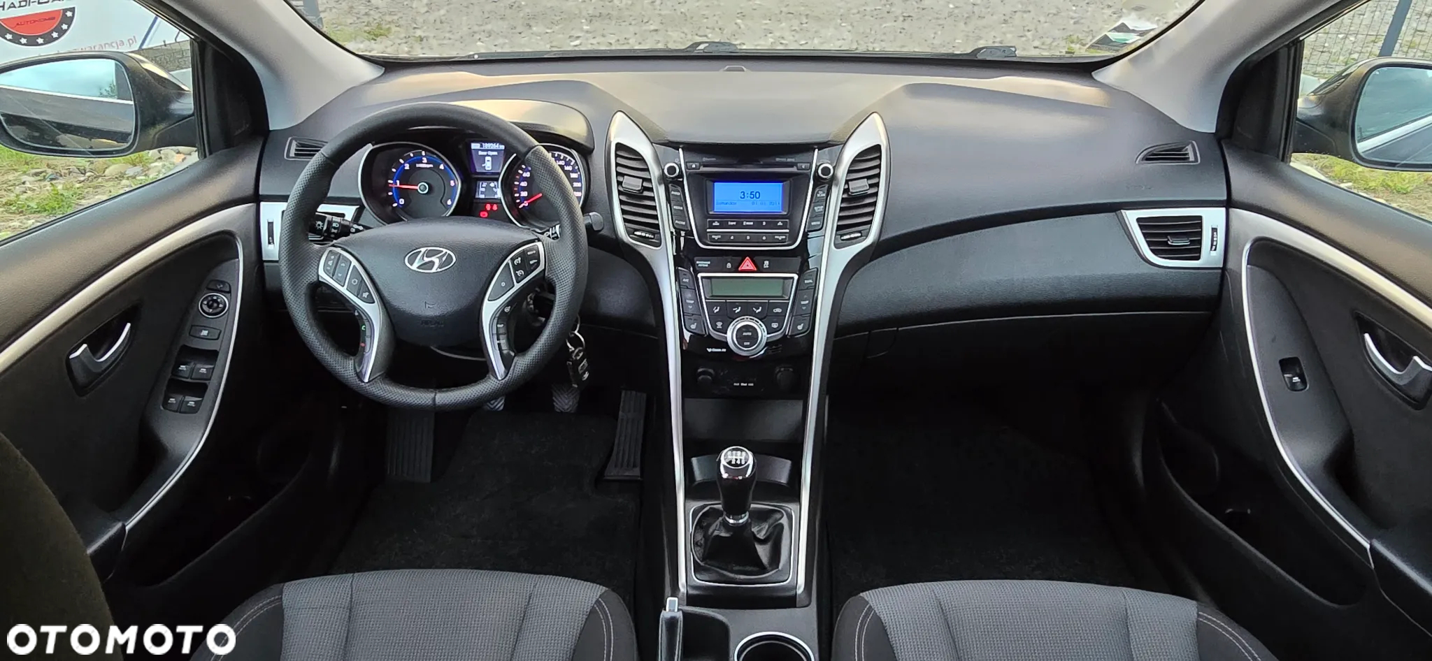 Hyundai i30 blue 1.6 CRDi Trend - 23