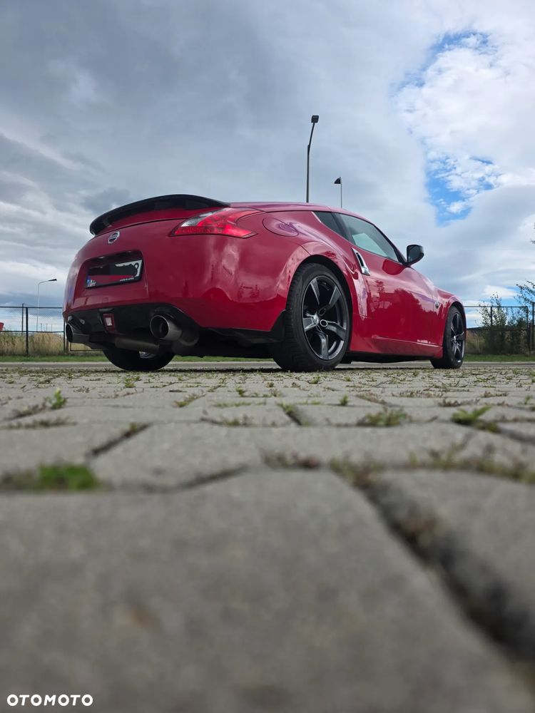 Nissan 370 Z - 4