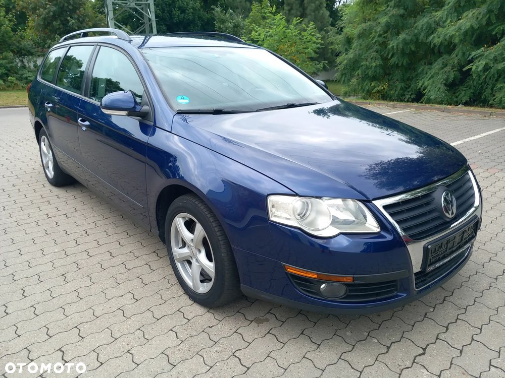 Volkswagen Passat Variant 1.6 FSI Trendline - 3