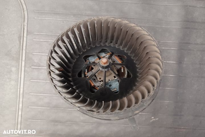 Ventilator aeroterma 3C1820015L 3C1820015L Volkswagen VW Golf 5 [2003 - 3