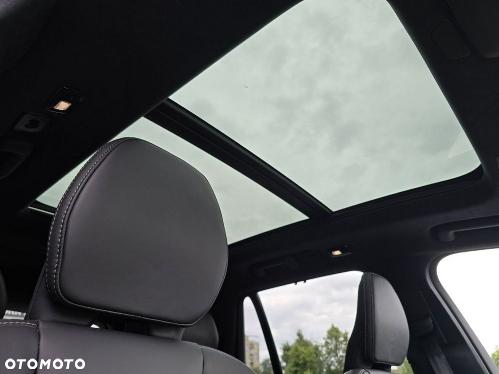 Volvo XC 90 T8 AWD Plug-In Hybrid Ultra Black Edition 7os - 17