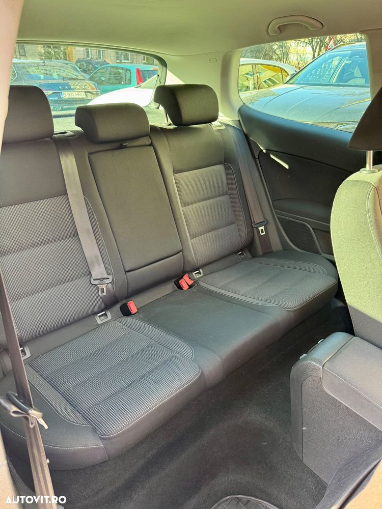 Volkswagen Golf 2.0 TDI Trendline - 9