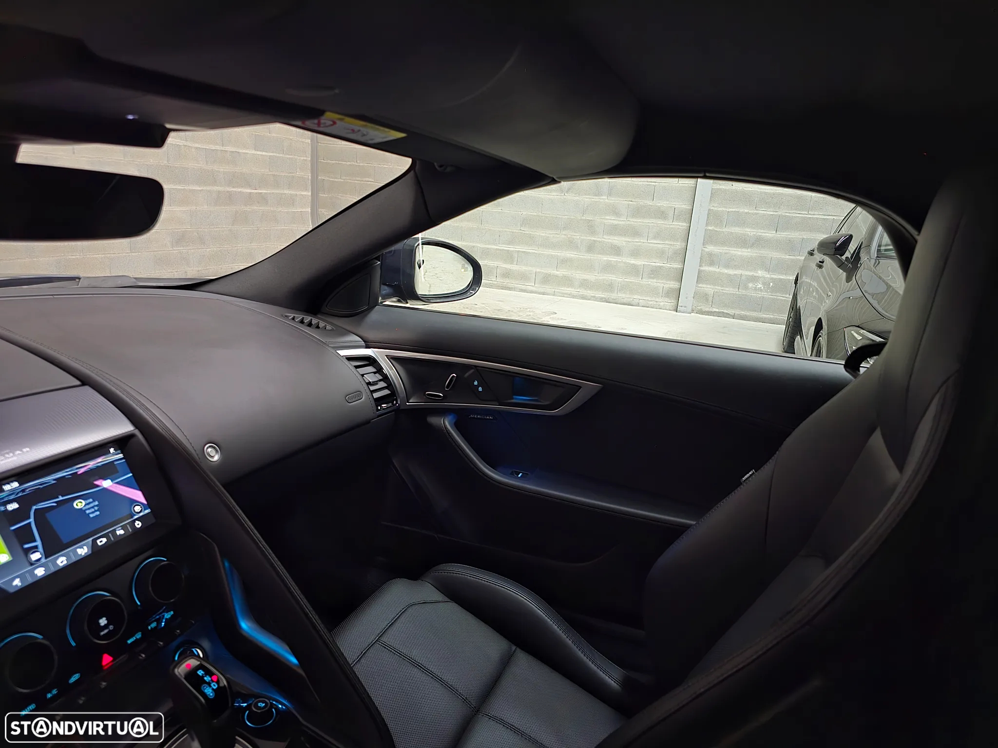 Jaguar F-Type 2.0 i4 R-Dynamic - 19