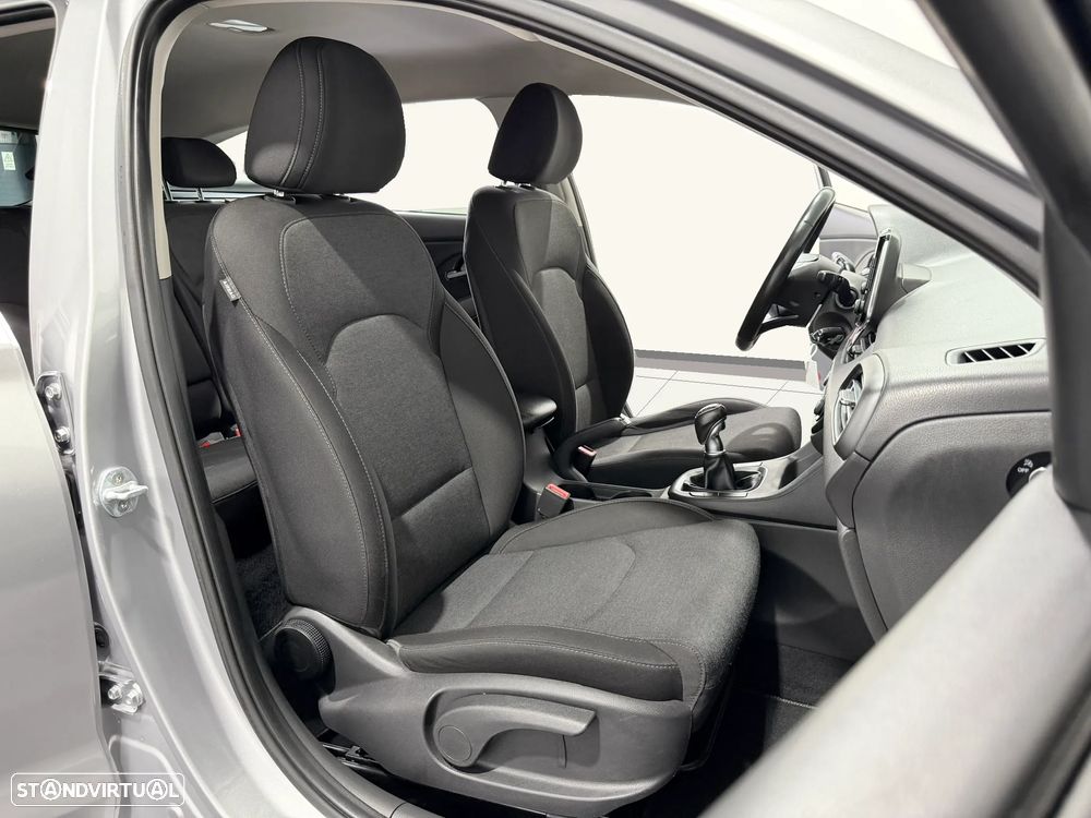 Hyundai i30 SW 1.6 CRDi Style Plus - 36