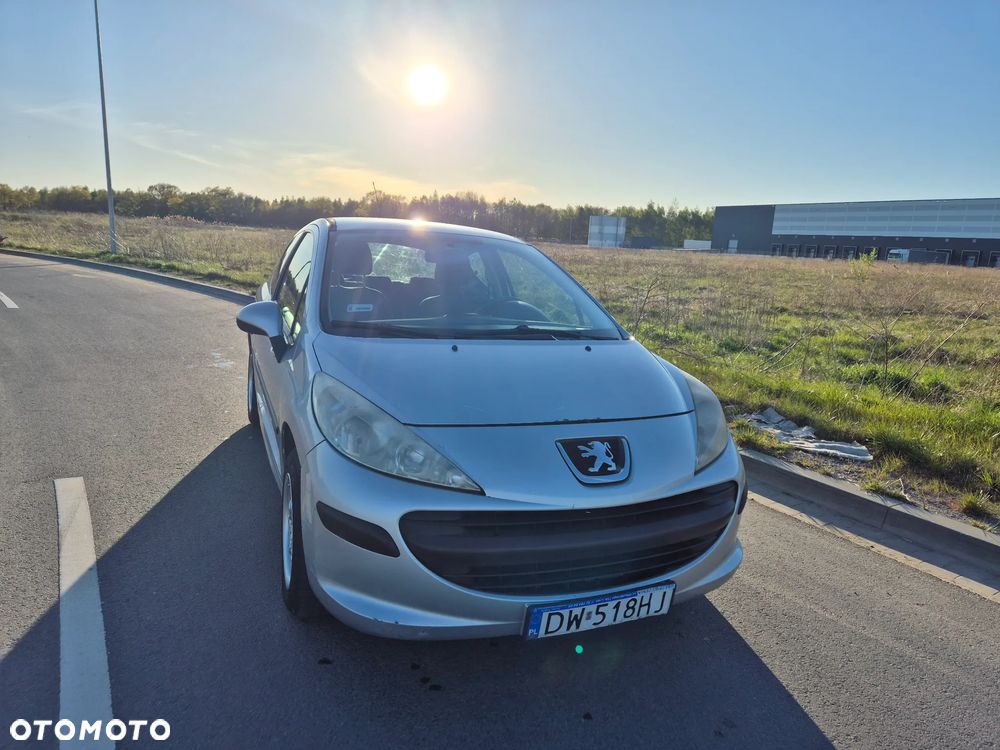 Peugeot 207 1.4 HDi Presence - 3