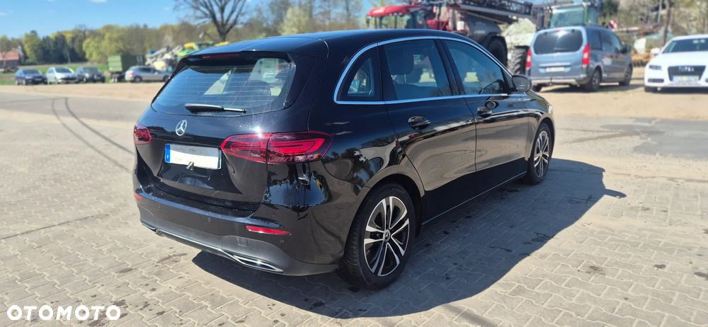 Mercedes-Benz Klasa B 180 d Style 8G-DCT - 14