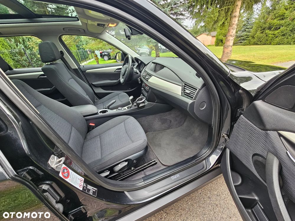 BMW X1 sDrive20d Sport Line - 16