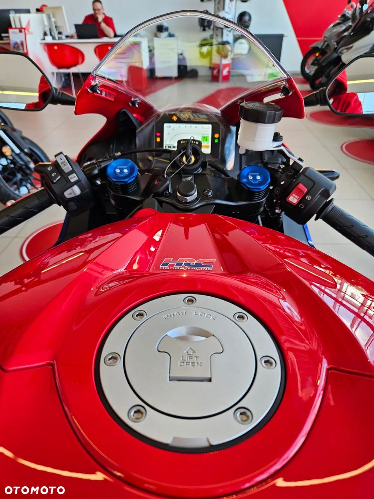 Honda CBR - 14