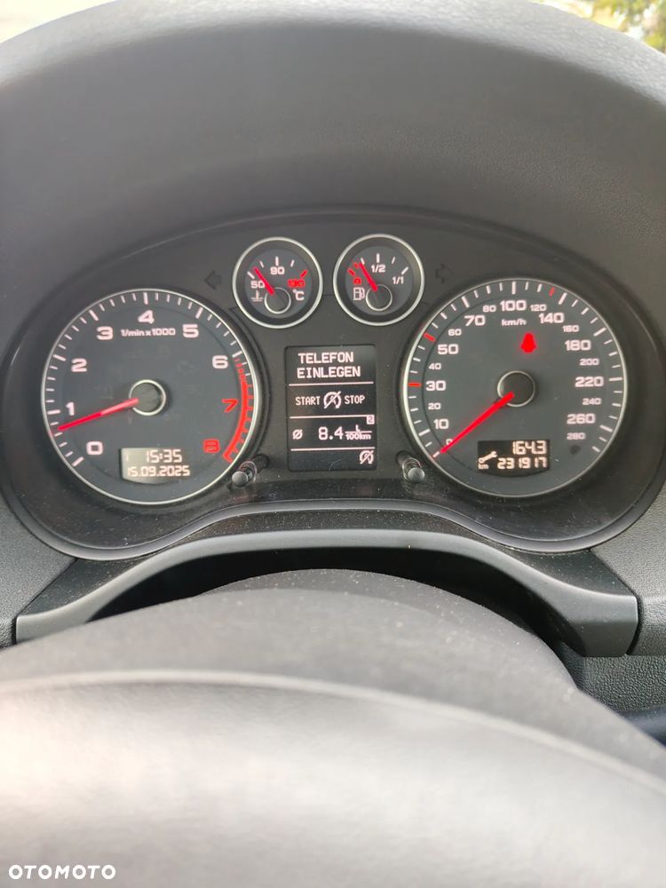 Audi A3 Sportback 1.4 TFSI Ambiente - 12