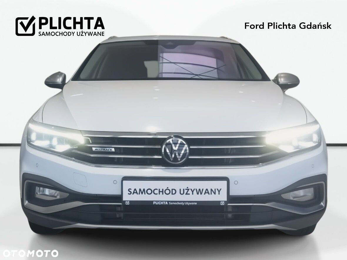 Volkswagen Passat - 2