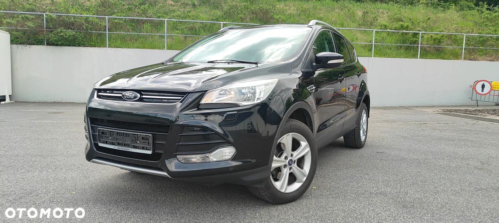 Ford Kuga 1.5 EcoBoost 2x4 Trend - 23