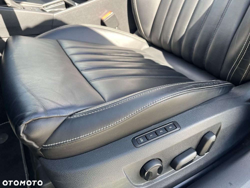 Skoda Superb 2.0 TDI SCR L&K DSG - 14