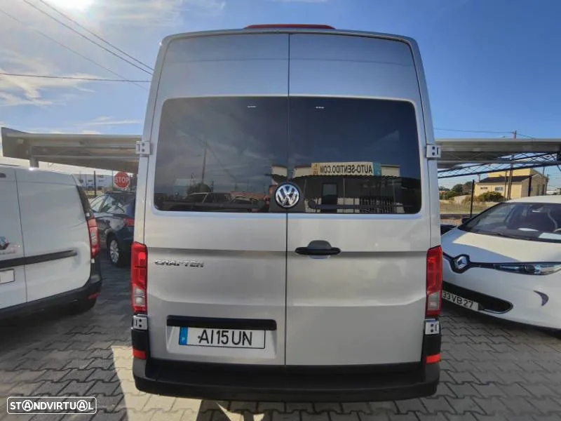 VW CRAFTER 2.0 TDI 9LUG L3H3 MISTA IVA DEDUTIVEL - 18