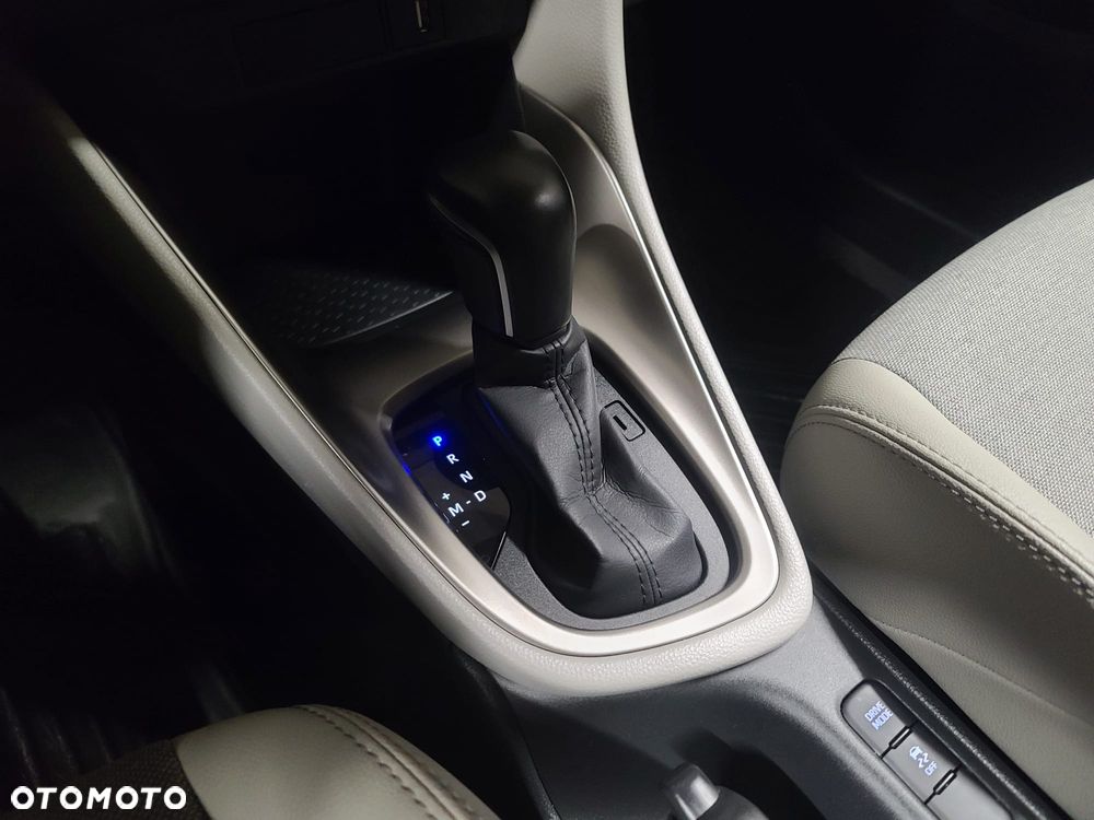 Toyota Yaris 1.5 Selection Style CVT - 25