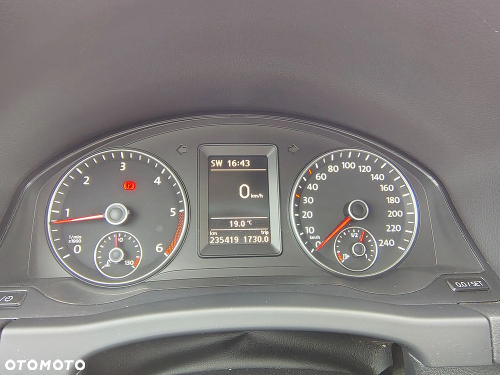 Volkswagen Golf Plus 2.0 TDI Highline - 10