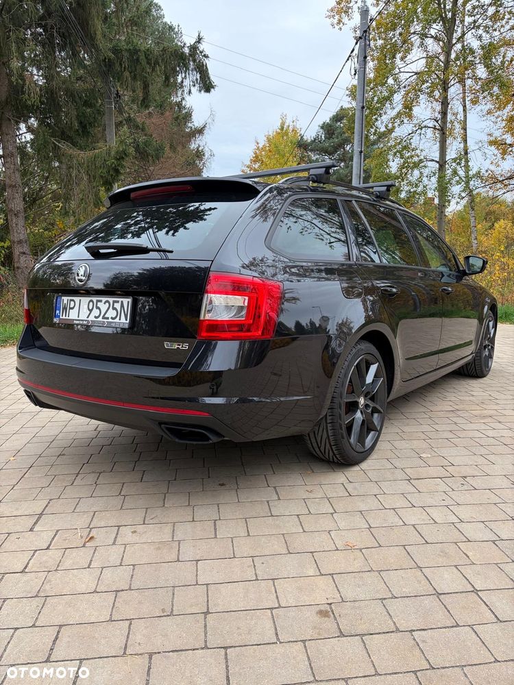 Skoda Octavia 2.0 TDI DSG RS - 19