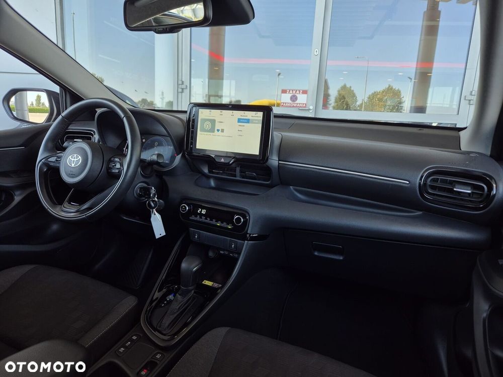 Toyota Yaris Hybrid 1.5 Style - 13