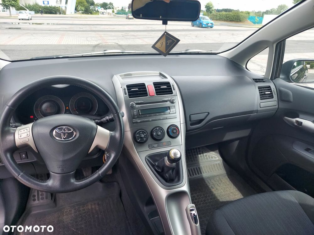 Toyota Auris 1.6 VVT-i Luna - 17