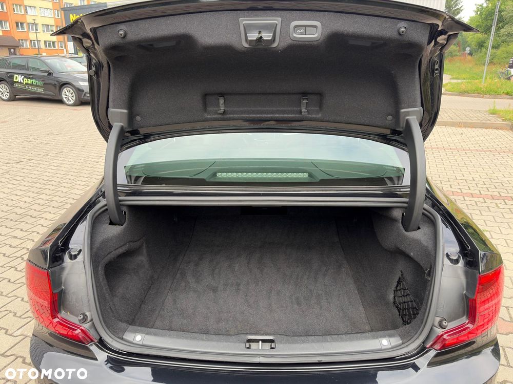 Volvo S90 D4 Momentum - 10
