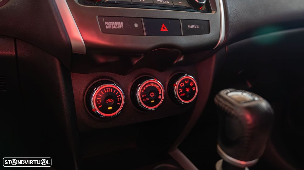 Mitsubishi ASX 1.8 DI-D Intense - 15