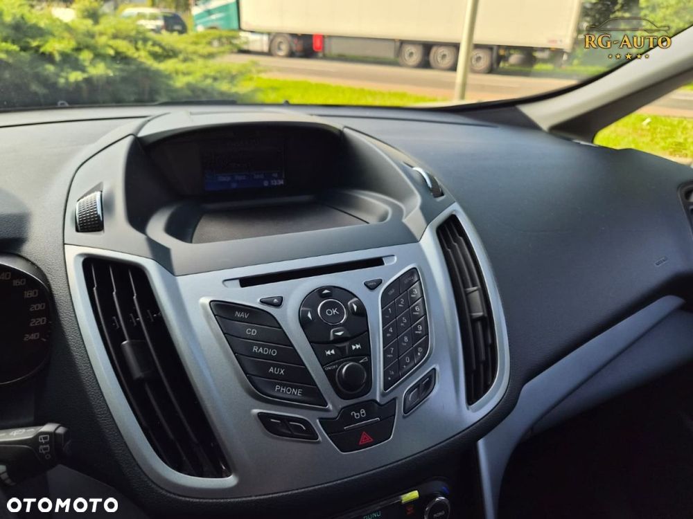 Ford Grand C-MAX - 31