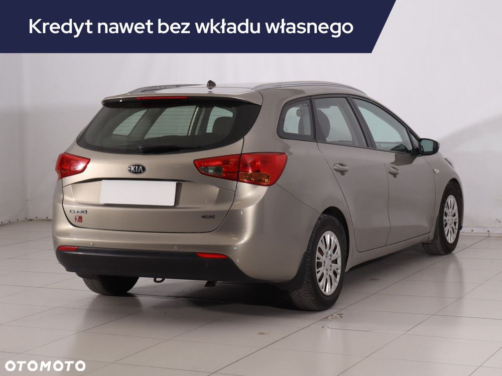 Kia Ceed - 7