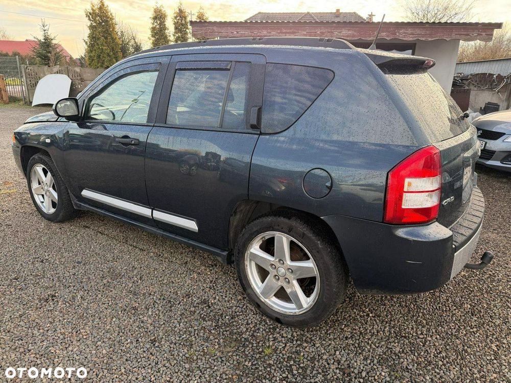 Jeep Compass - 12
