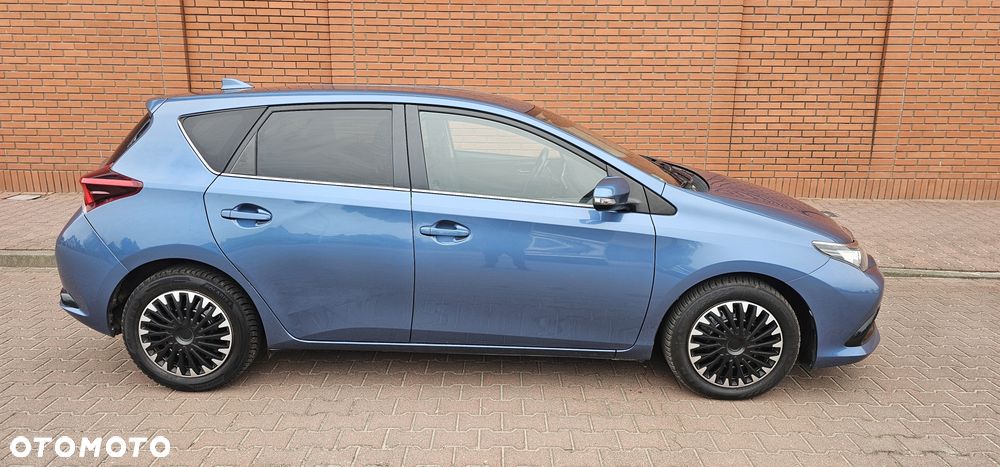 Toyota Auris - 3