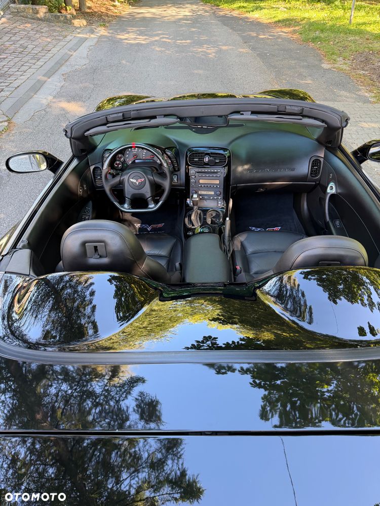 Chevrolet Corvette - 10
