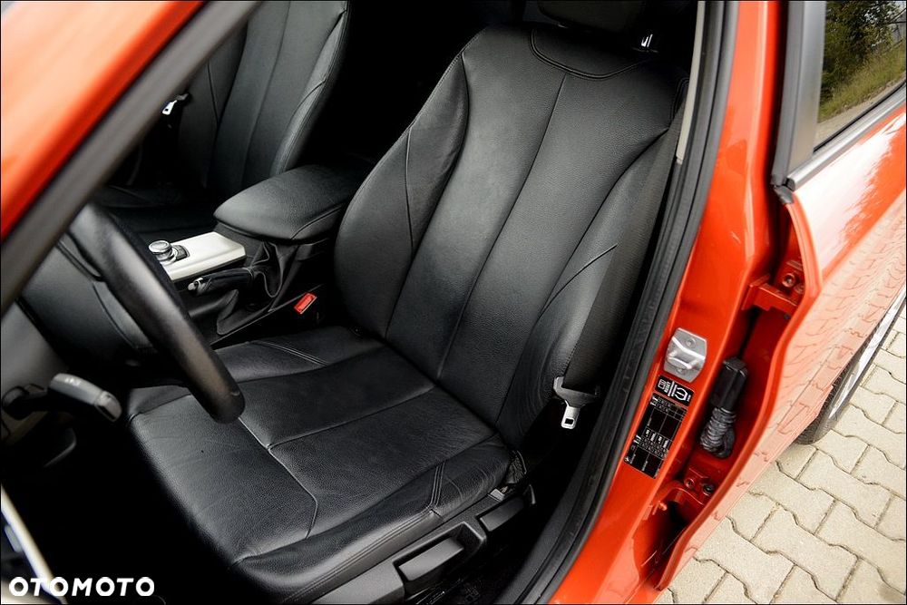 BMW Seria 1 116d EfficientDynamics Edition - 19