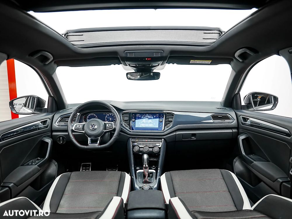 Volkswagen T-Roc 2.0 TSI 4Motion DSG Sport - 2