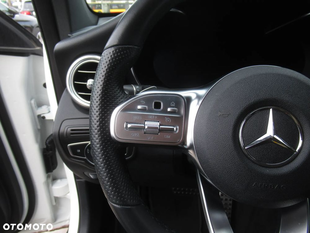 Mercedes-Benz GLC 220 d 4-Matic - 13