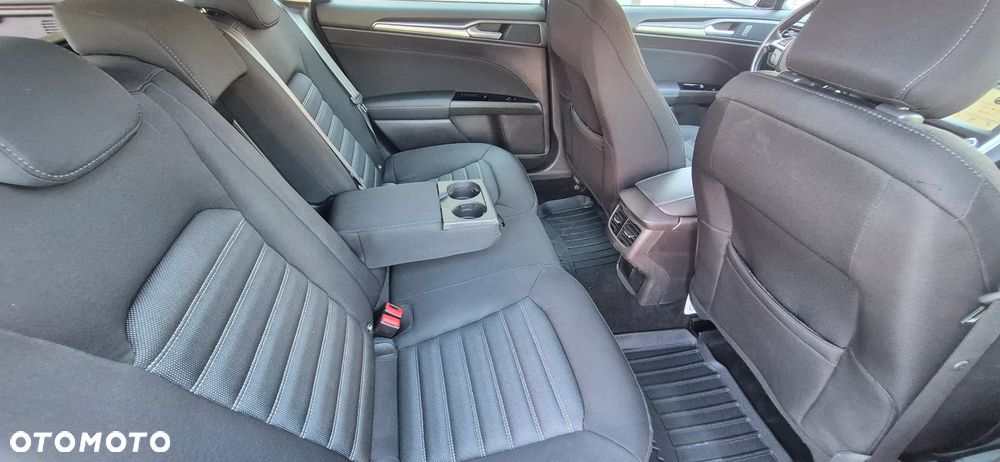 Ford Mondeo - 13