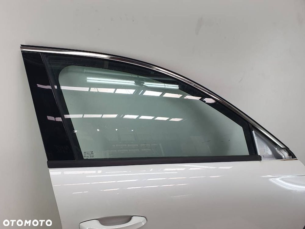 DRZWI PRZÓD PRAWE KOMPLETNE CITROEN C5 X C5X EN9 BIAŁE - 2